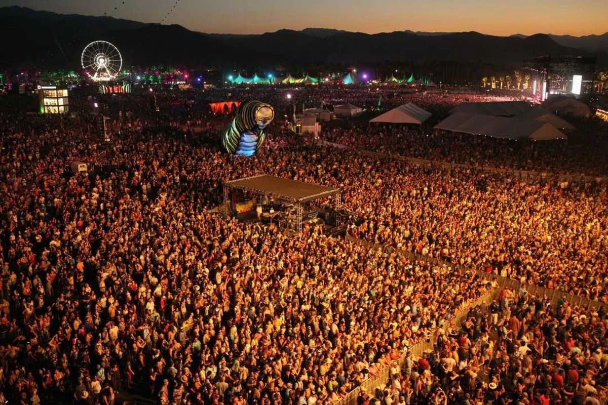 A crowd at Coachella